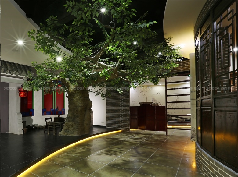 如何通過展館設計來創(chuàng)造一個引人入勝的展示場景？