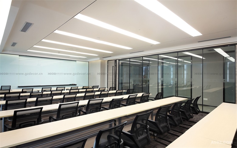 中端辦公室如何通過設(shè)計(jì)提升企業(yè)形象